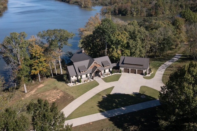 5893 Cairo Bend Rd, Lebanon, TN 37087 - aerial view of property and surrounding area featuring a large body of water and a heavily wooded area