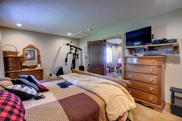 609 Whitthorne St, Shelbyville, TN 37160 - bedroom with recessed lighting and a textured ceiling