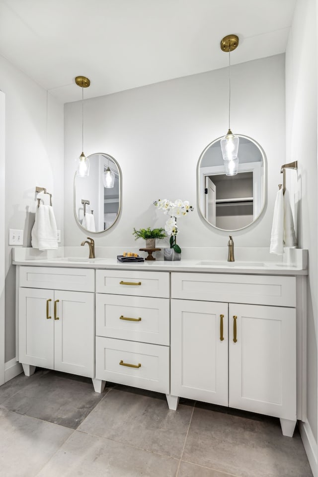 bathroom with vanity