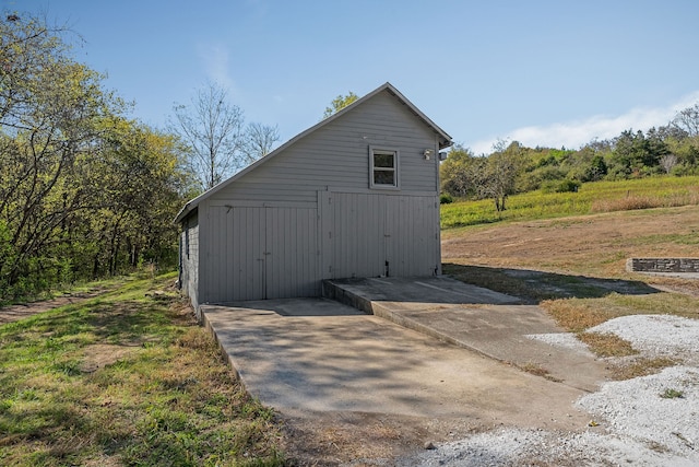 view of outdoor structure