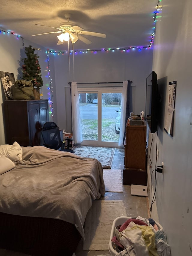 bedroom featuring ceiling fan