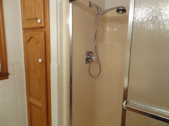 bathroom featuring walk in shower