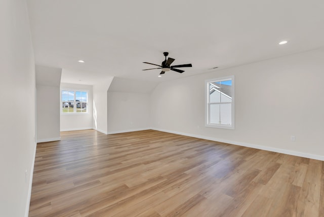 unfurnished room featuring light hardwood / wood-style flooring and ceiling fan