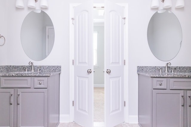 bathroom with vanity