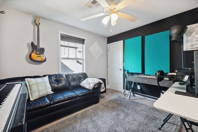 living room with carpet flooring and ceiling fan