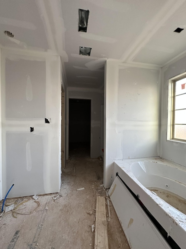 bathroom featuring a bathing tub