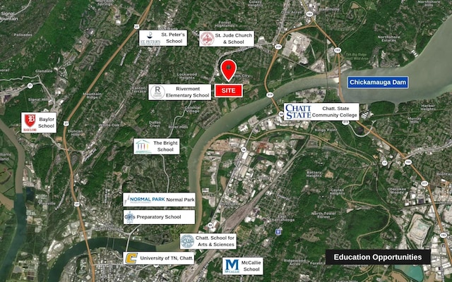 6 Lupton Dr, Chattanooga, TN 37415