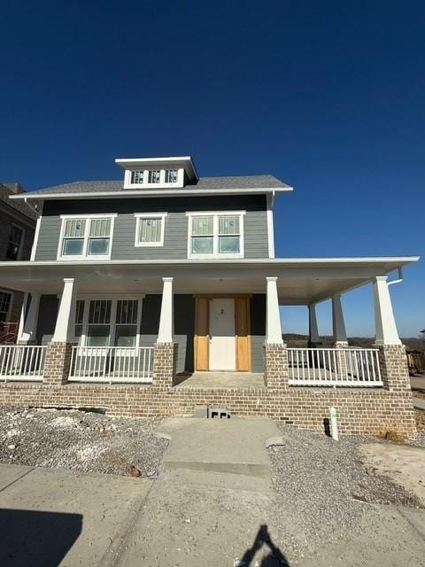 view of front facade with a porch