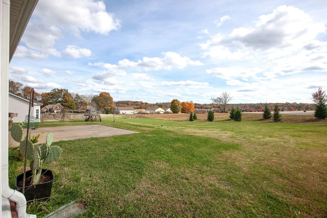 view of yard with a patio area