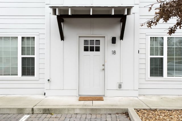 view of entrance to property