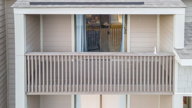 property entrance with a balcony