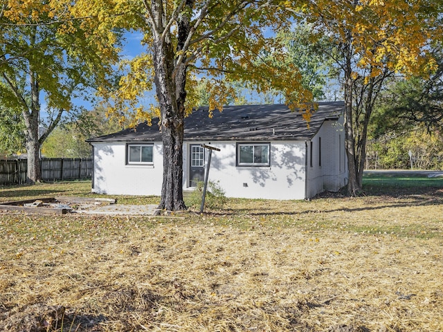 exterior space with a yard