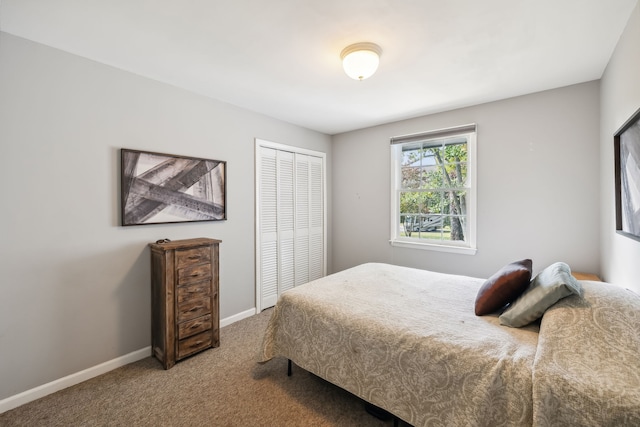 carpeted bedroom featuring a closet