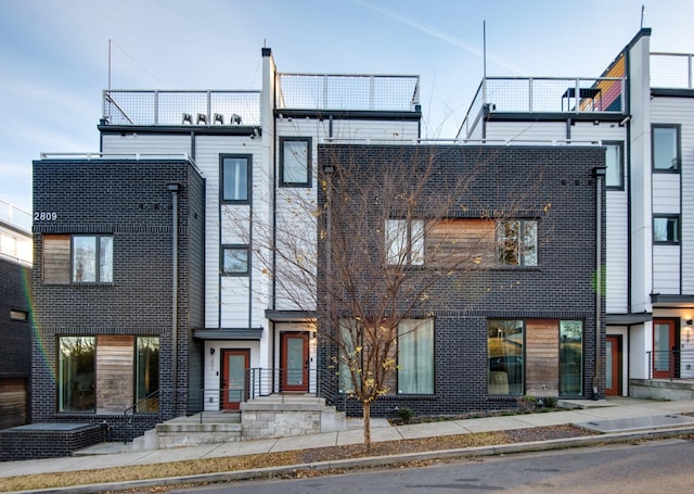 2809 Delaware Ave Unit 202, Nashville, TN 37209 - multi unit property with brick siding and a balcony