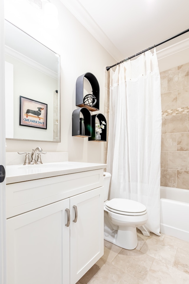 full bathroom featuring toilet, vanity, shower / bath combo, and ornamental molding