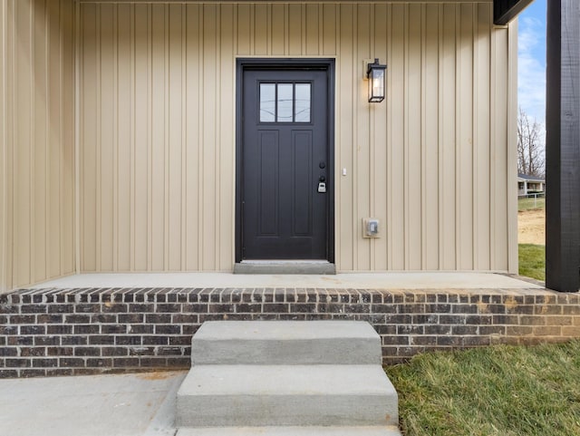 view of property entrance