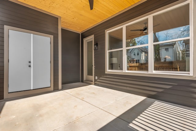 view of patio with ceiling fan