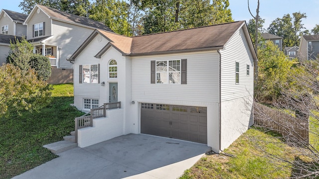 view of front of house with a garage