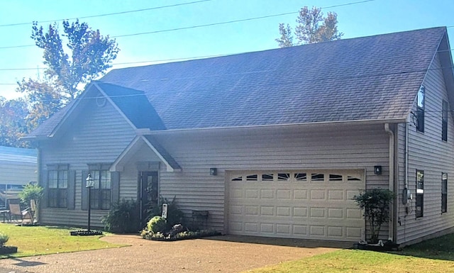 47 Hickory Ln, Sugar Tree, TN 38380 - view of front of home featuring concrete driveway, a shingled roof, and a front yard