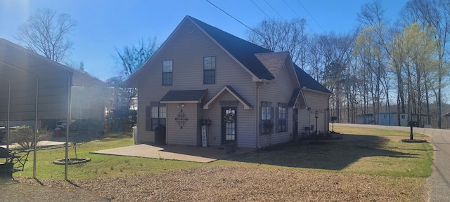 47 Hickory Ln, Sugar Tree, TN 38380 - view of front of house featuring a front lawn