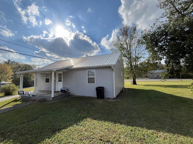 66 S Pleasant St, Decaturville, TN 38329 - photo 1