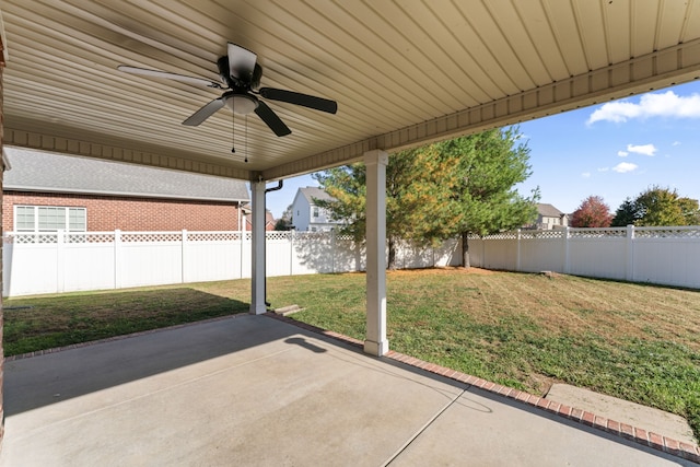 view of patio featuring ceiling fan