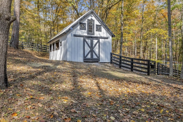 view of outbuilding