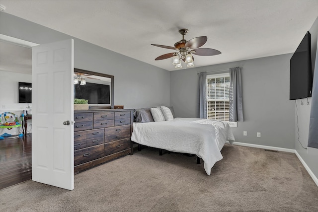 bedroom with carpet flooring and ceiling fan