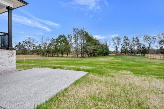 2120 Hamilton Chambers Rd, Lebanon, TN 37087 - view of green lawn featuring a patio area