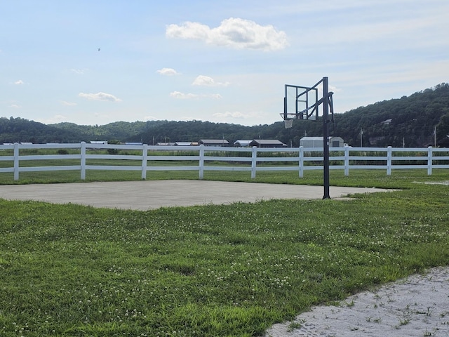 328 Duck Blind Rd, Clifton, TN 38425