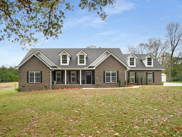 view of front of house with a front yard