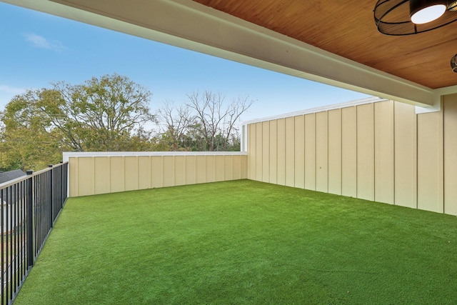 904 N Maple St, Murfreesboro, TN 37130 - view of yard with ceiling fan