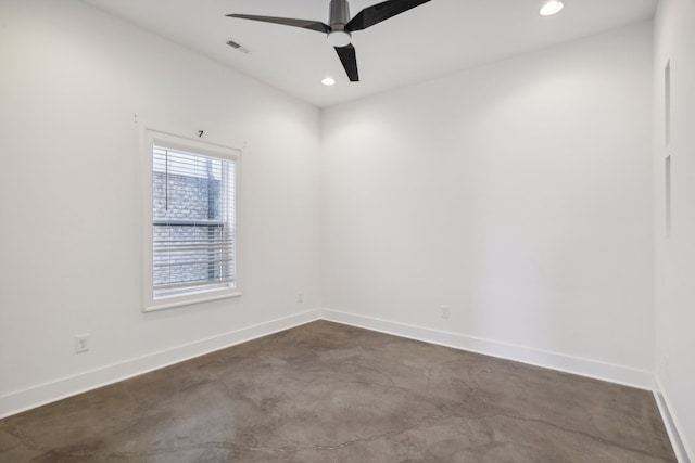 empty room featuring ceiling fan