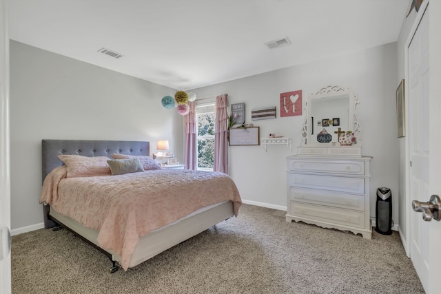 view of carpeted bedroom