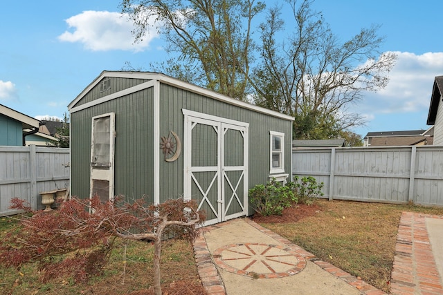 view of outbuilding