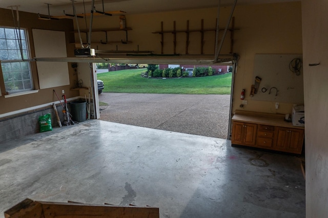 101 Brookstone Dr, Burns, TN 37029 - view of garage
