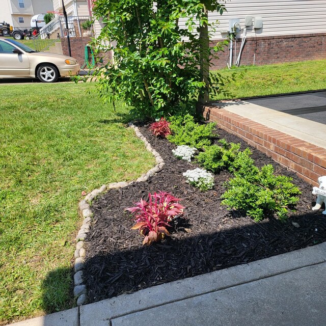 1889 Eisenhower Rd, Clarksville, TN 37042 - photo 2