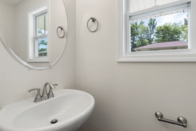 bathroom with sink and plenty of natural light