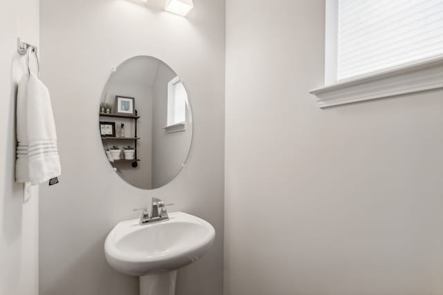 bathroom with sink