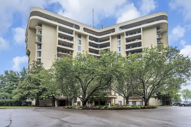 view of building exterior