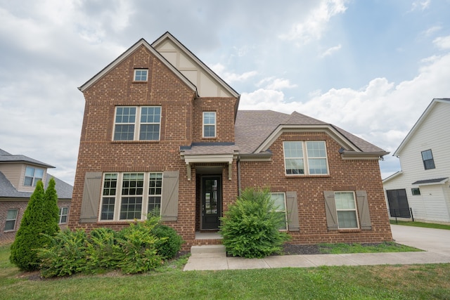 view of front of house with a front yard