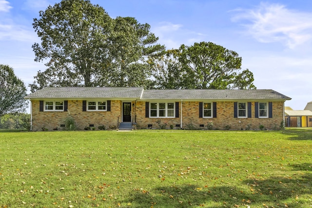 single story home featuring a front yard