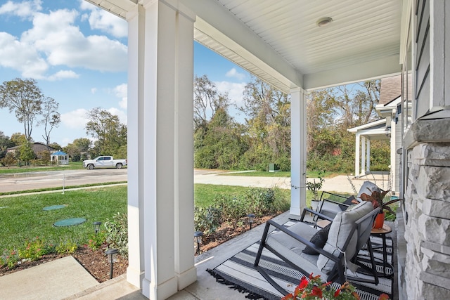 exterior space featuring a porch