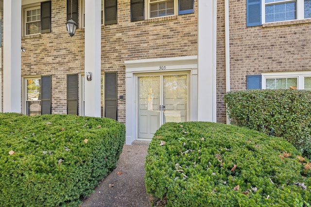 view of property entrance