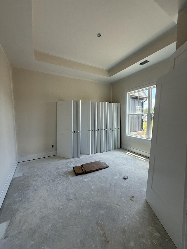 17 Solitude Way, Clarksville, TN 37043 - spare room with a tray ceiling