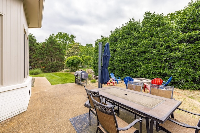 view of patio / terrace featuring a grill