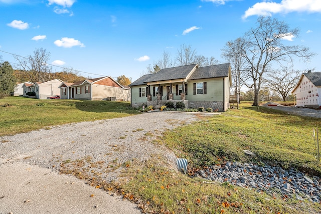 view of front of home with a front lawn