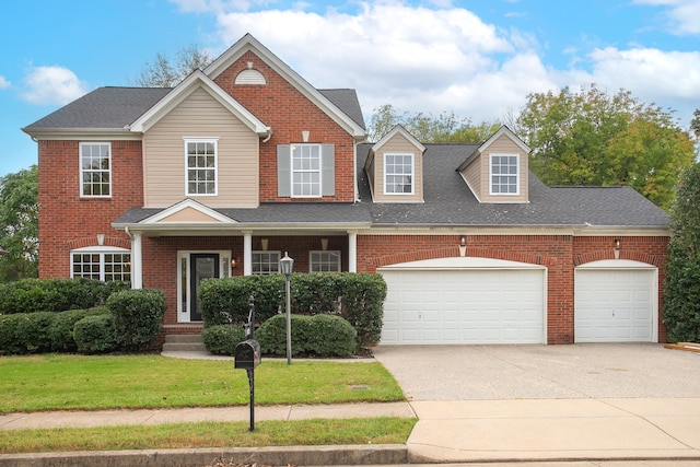 view of front of property with a front yard