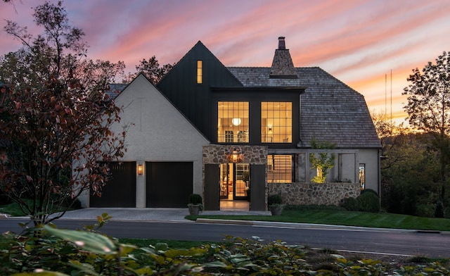 view of front facade with a garage