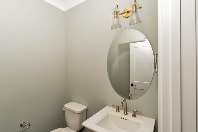 1297 Thomas Ave, Chattanooga, TN 37409 - bathroom featuring a sink and toilet
